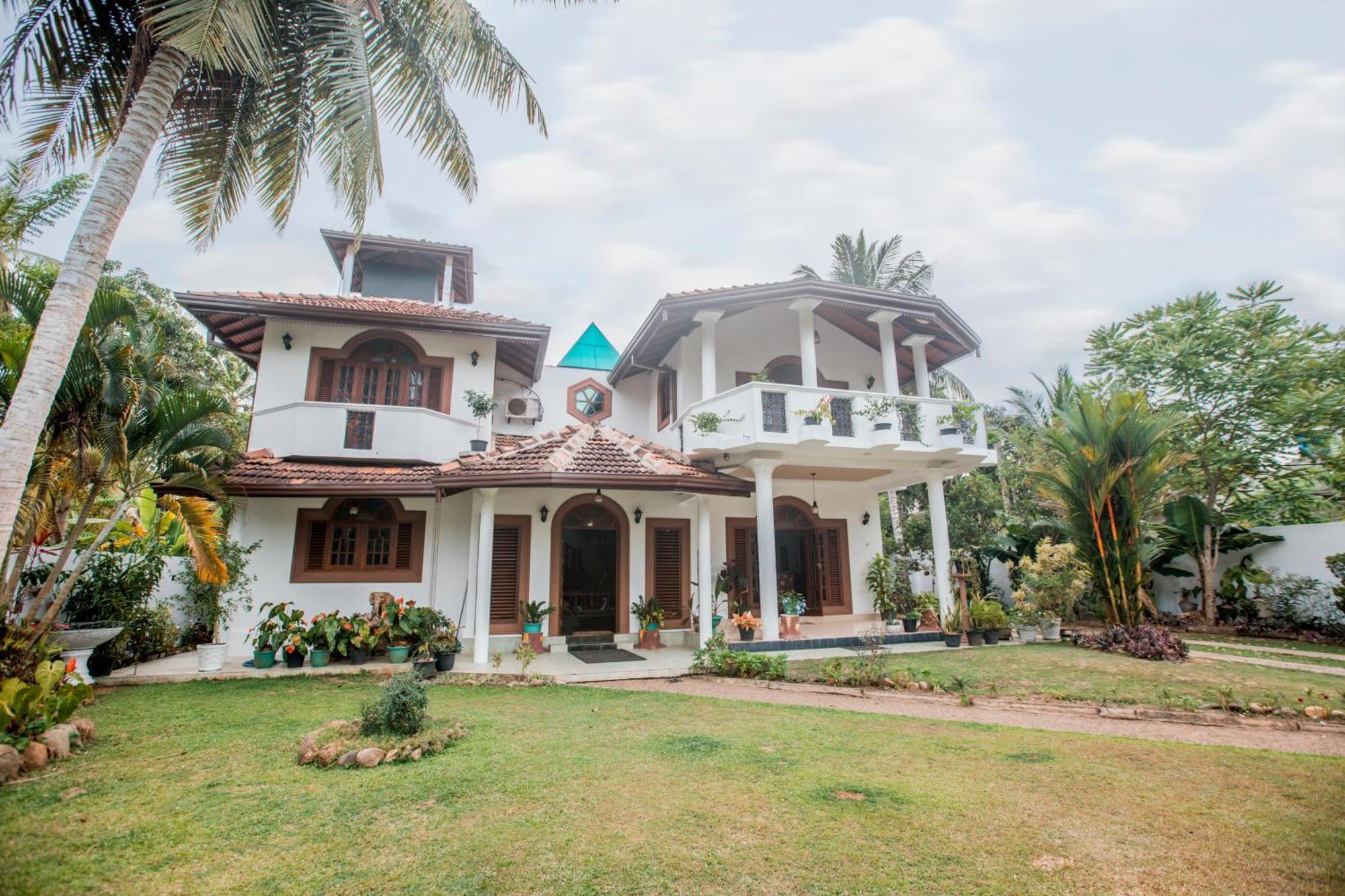 Bed and Breakfast Three Shades à Galle Extérieur photo